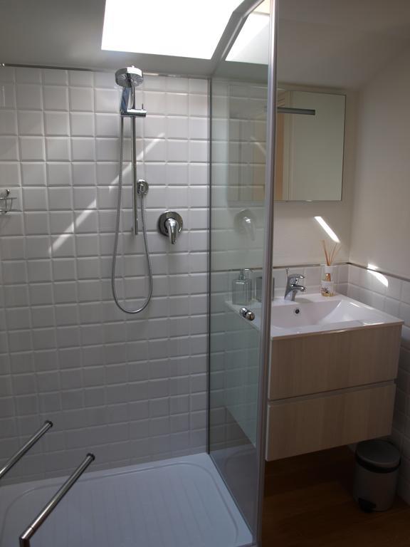Il Pontile Holidays Apartment Marina di Pietrasanta Rum bild
